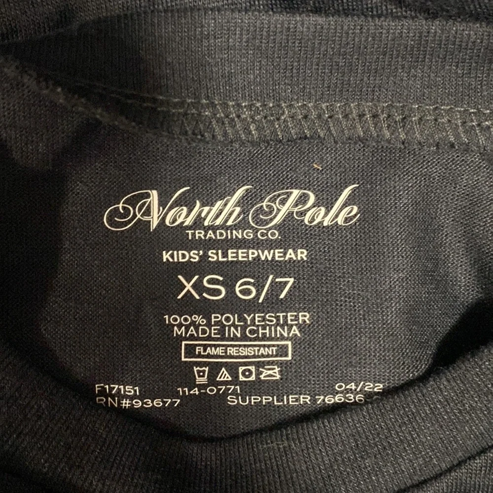 NWT!‎ Children’s Holiday Long Sleeve Tee